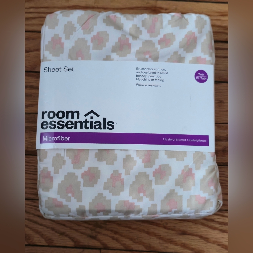 Room Essentials Twin/XL Sheet Set